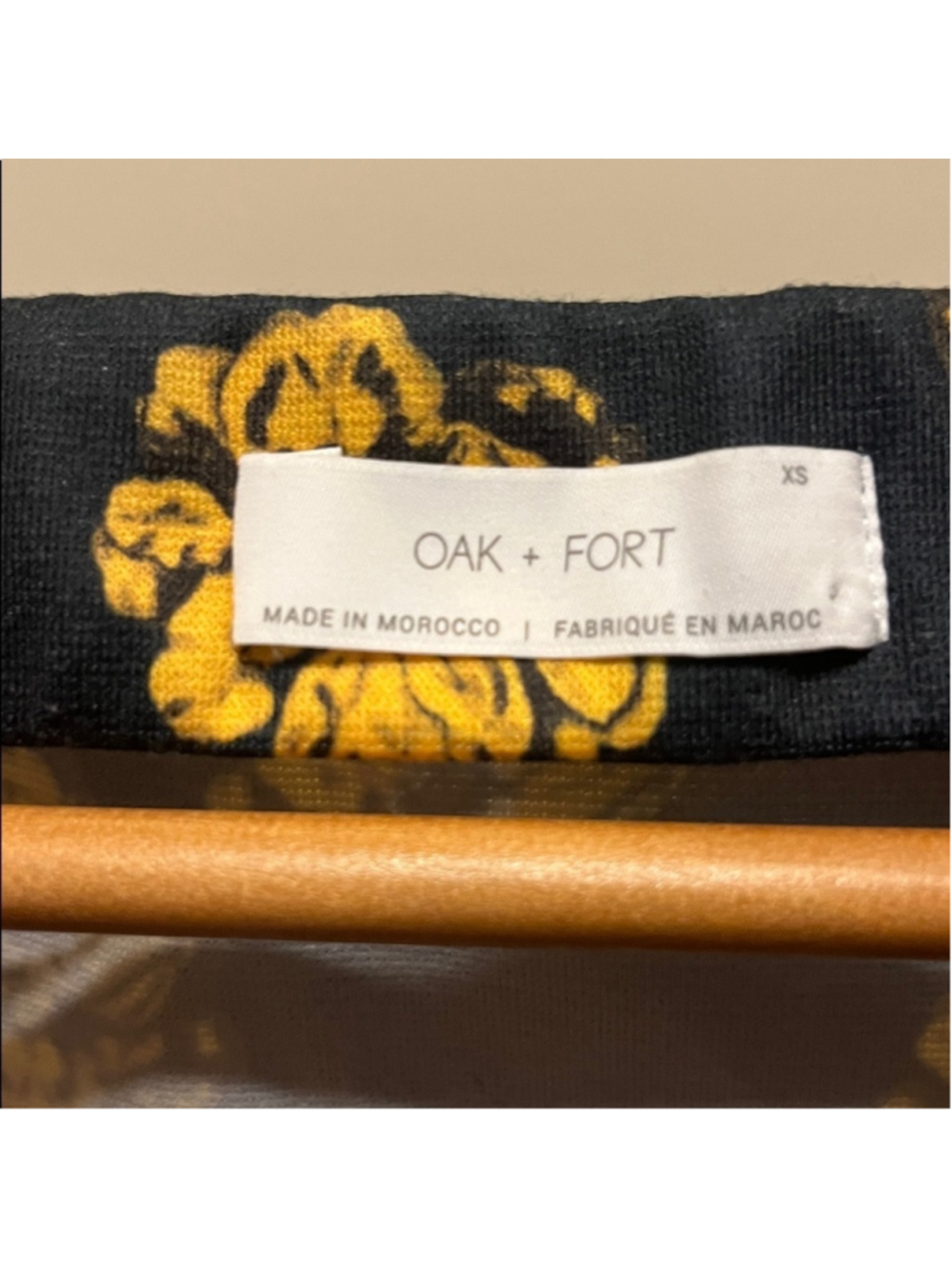 OAK + FORT Black and Gold Floral Dress a185 - Picture 2 of 4